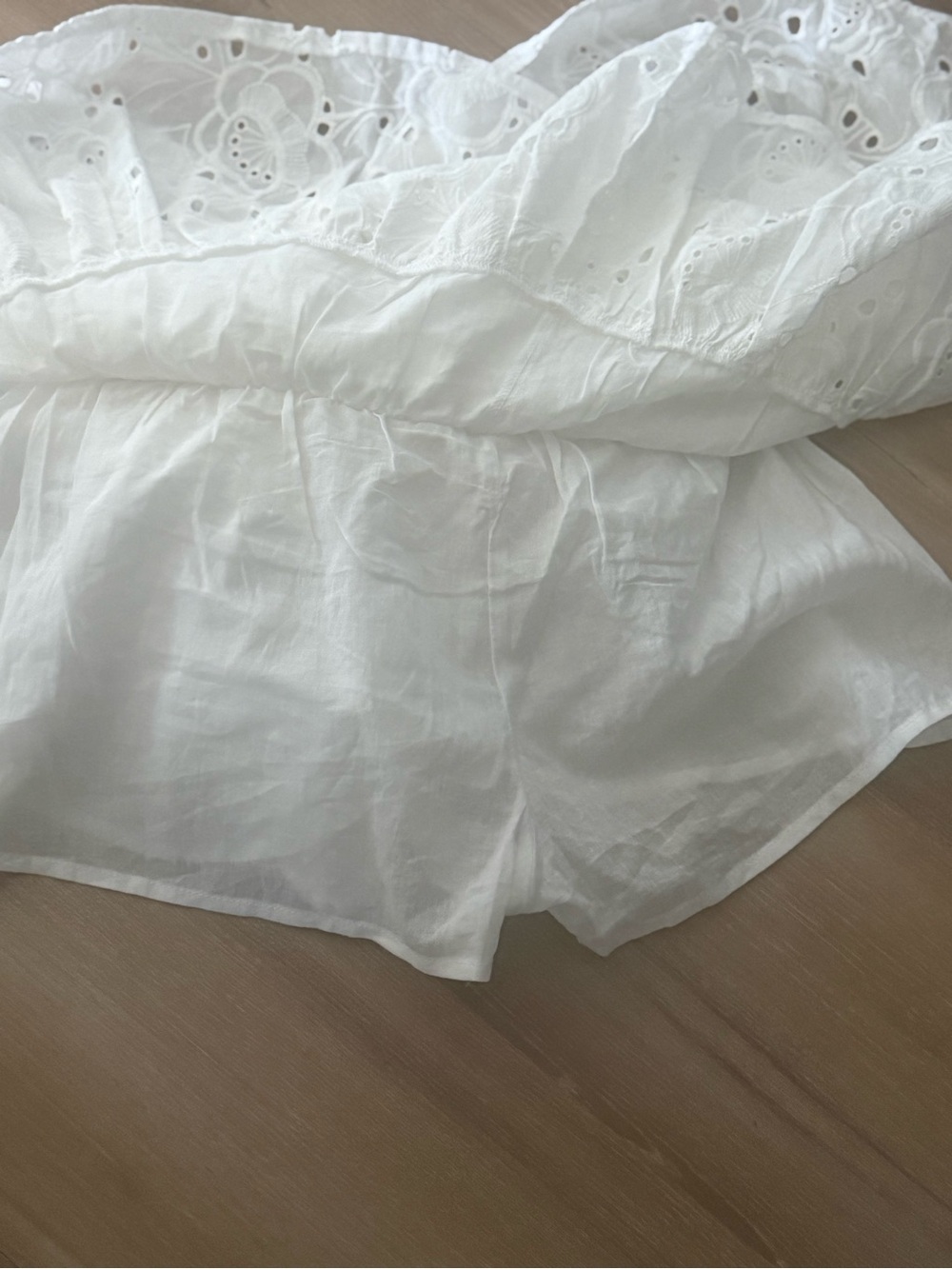 Adorable ruffle white skirt from Altered State - Picture 3 of 3